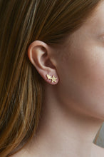Load image into Gallery viewer, 3 stars yellow gold